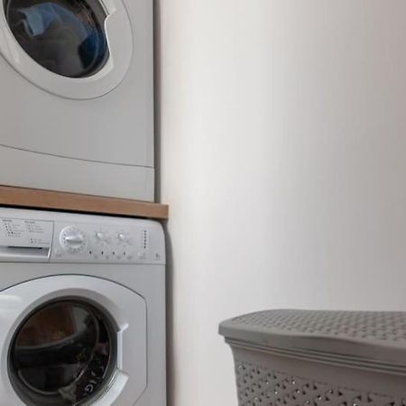 Private Bedroom With Private Bathroom In A Shared Apartment Gzira Экстерьер фото