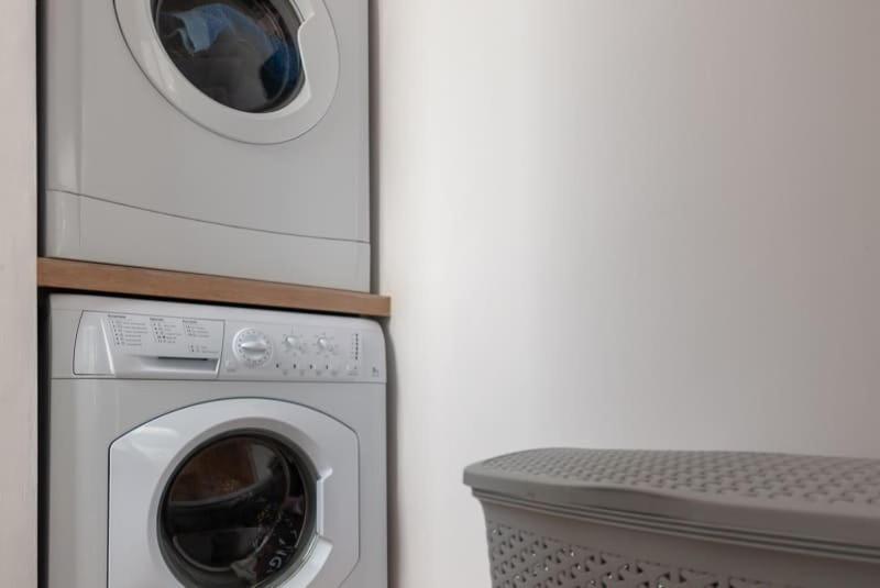 Private Bedroom With Private Bathroom In A Shared Apartment Gzira Экстерьер фото